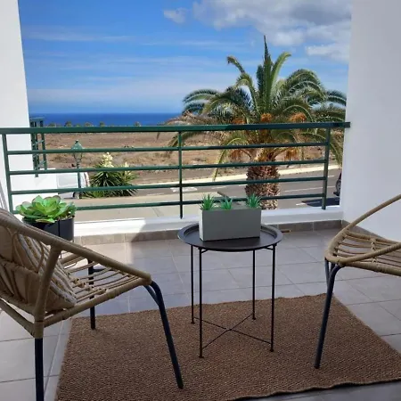 Semesterbostad Casa Costa Esmeralda - Shared Pool By Lanzarote Costa Teguise